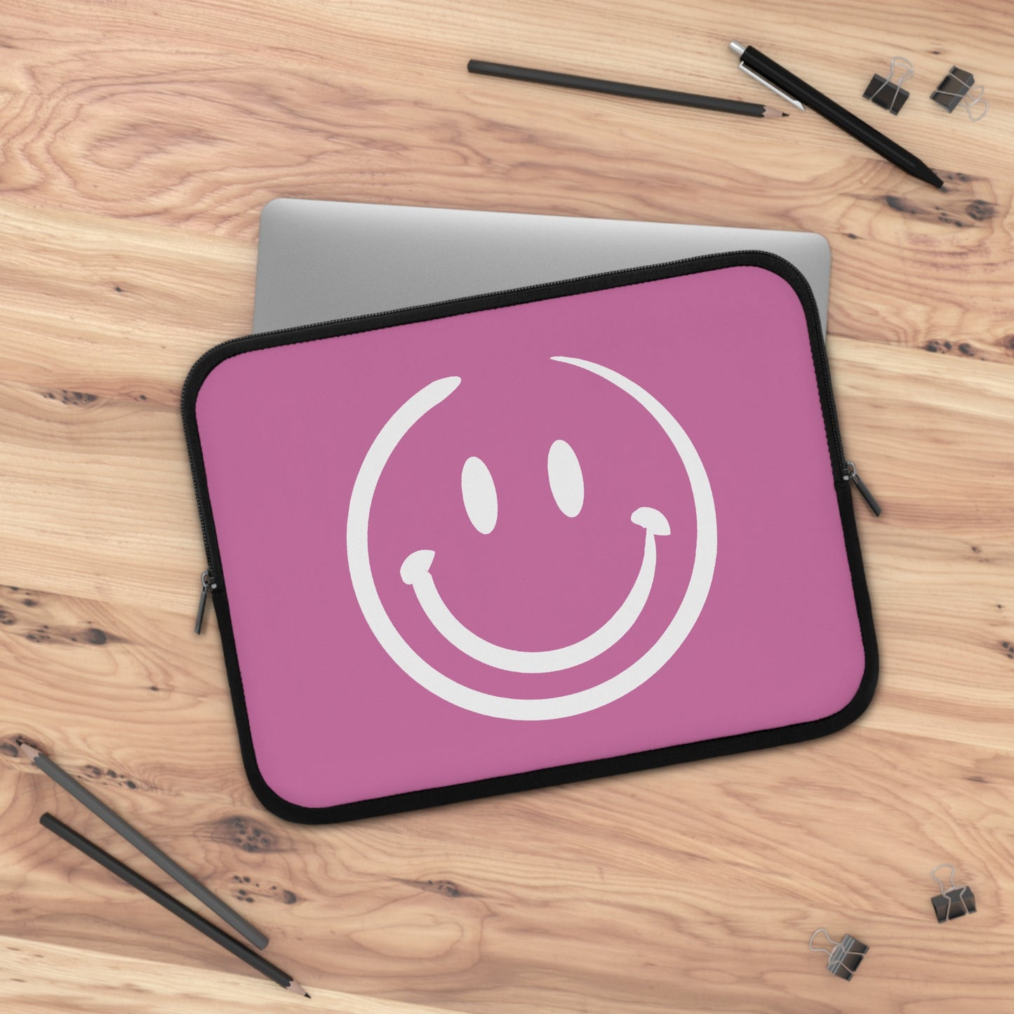 pink with white smiley face Laptop Sleeve