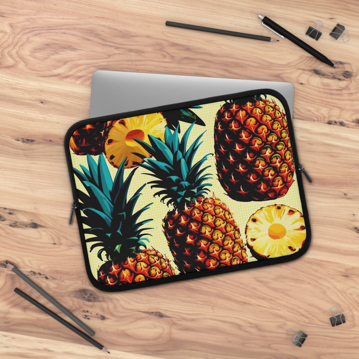 retro pineapples Laptop Sleeve